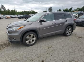  Salvage Toyota Highlander