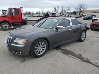  Salvage Chrysler 300