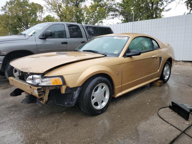  Salvage Ford Mustang