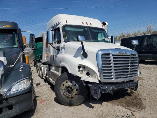 Salvage Freightliner Cascadia 1
