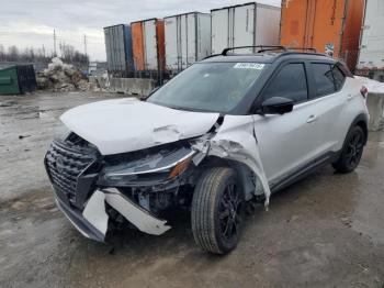  Salvage Nissan Kicks