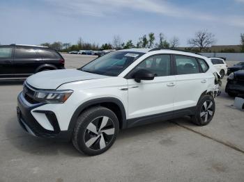  Salvage Volkswagen Taos