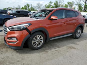  Salvage Hyundai TUCSON