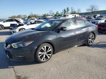  Salvage Nissan Maxima