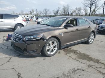  Salvage Ford Taurus