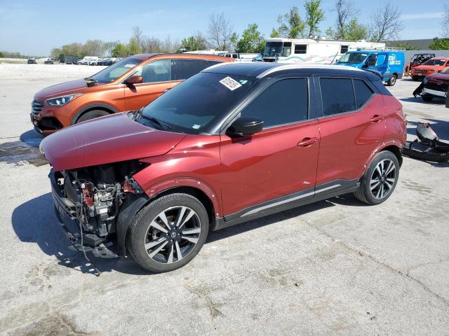  Salvage Nissan Kicks