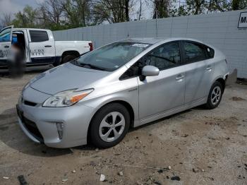  Salvage Toyota Prius