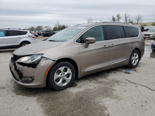  Salvage Chrysler Pacifica