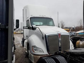  Salvage Kenworth Constructi