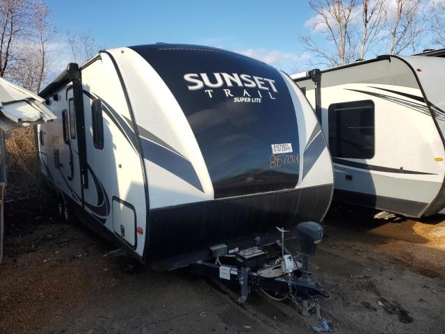  Salvage Kyrv Trailer