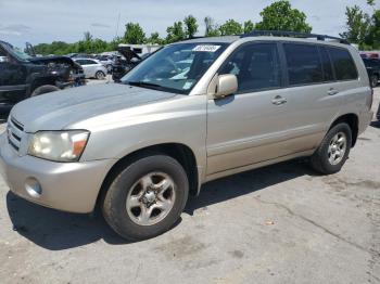  Salvage Toyota Highlander