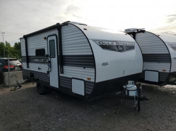  Salvage Gulf Stream Trailer