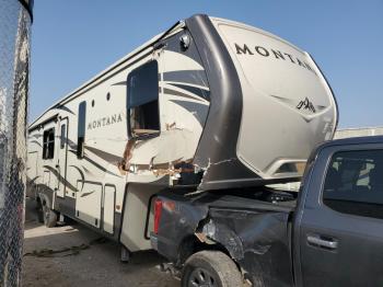  Salvage Montana Trailer