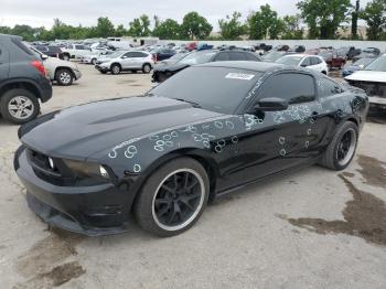  Salvage Ford Mustang