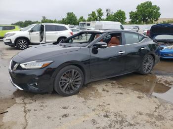  Salvage Nissan Maxima