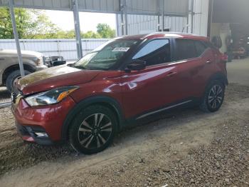  Salvage Nissan Kicks