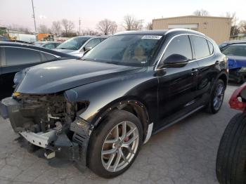  Salvage Alfa Romeo Stelvio