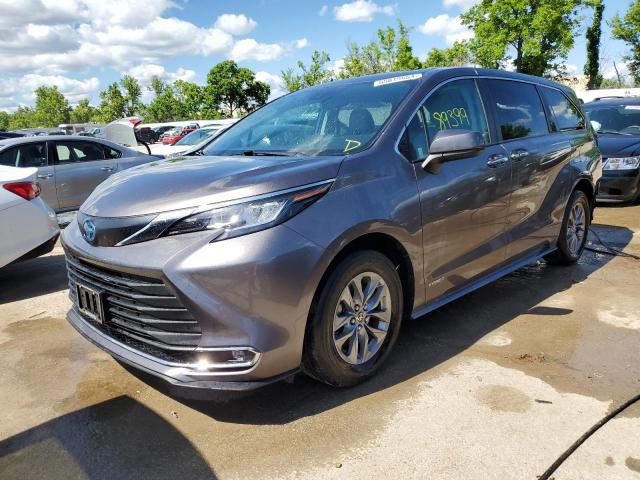  Salvage Toyota Sienna