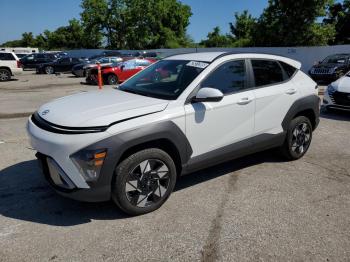  Salvage Hyundai KONA