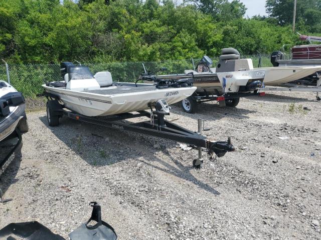  Salvage Alwe Boat W Trl