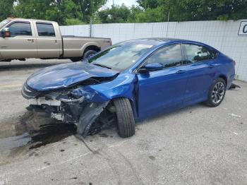  Salvage Chrysler 200