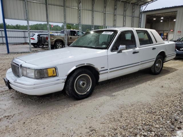  Salvage Lincoln Towncar