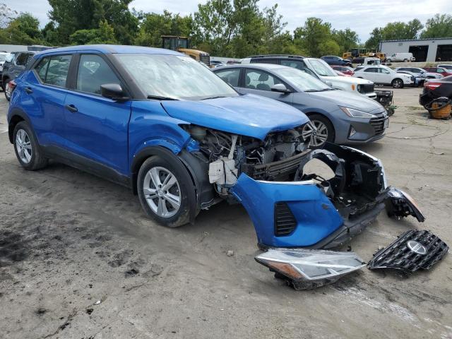  Salvage Nissan Kicks