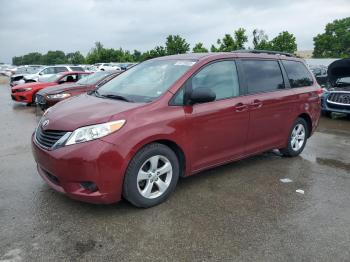  Salvage Toyota Sienna