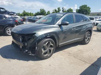  Salvage Hyundai TUCSON