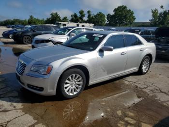  Salvage Chrysler 300