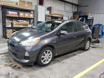  Salvage Toyota Prius