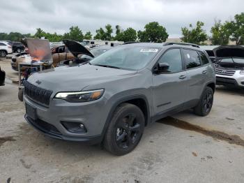  Salvage Jeep Cherokee