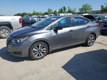  Salvage Nissan Versa
