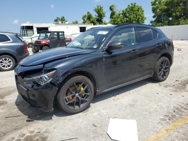  Salvage Alfa Romeo Stelvio