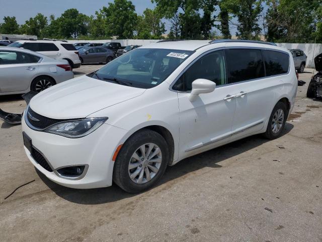  Salvage Chrysler Pacifica