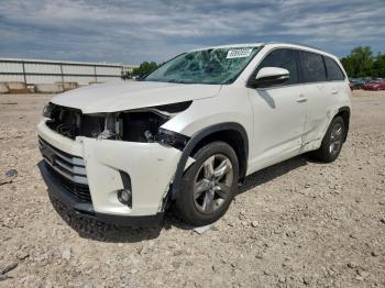  Salvage Toyota Highlander