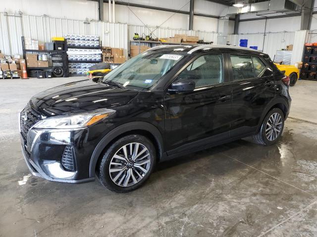  Salvage Nissan Kicks