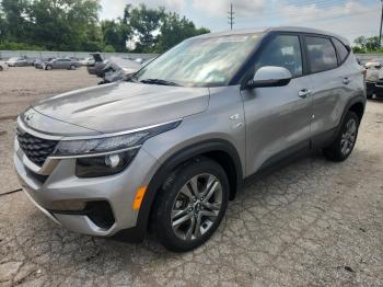  Salvage Kia Seltos