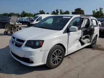  Salvage Dodge Caravan