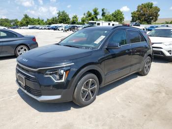  Salvage Kia Niro
