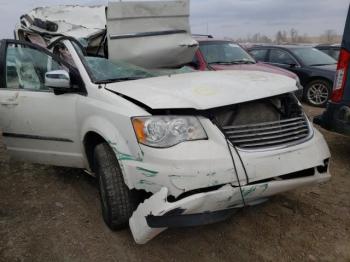  Salvage Chrysler Minivan