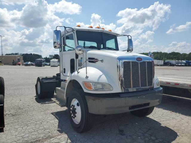  Salvage Peterbilt 348