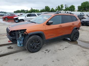  Salvage Jeep Cherokee