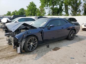  Salvage Dodge Challenger