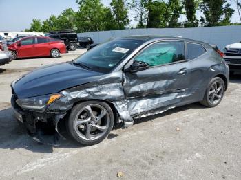  Salvage Hyundai VELOSTER