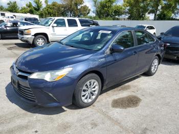  Salvage Toyota Camry