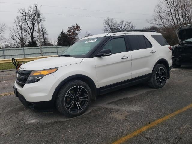  Salvage Ford Explorer