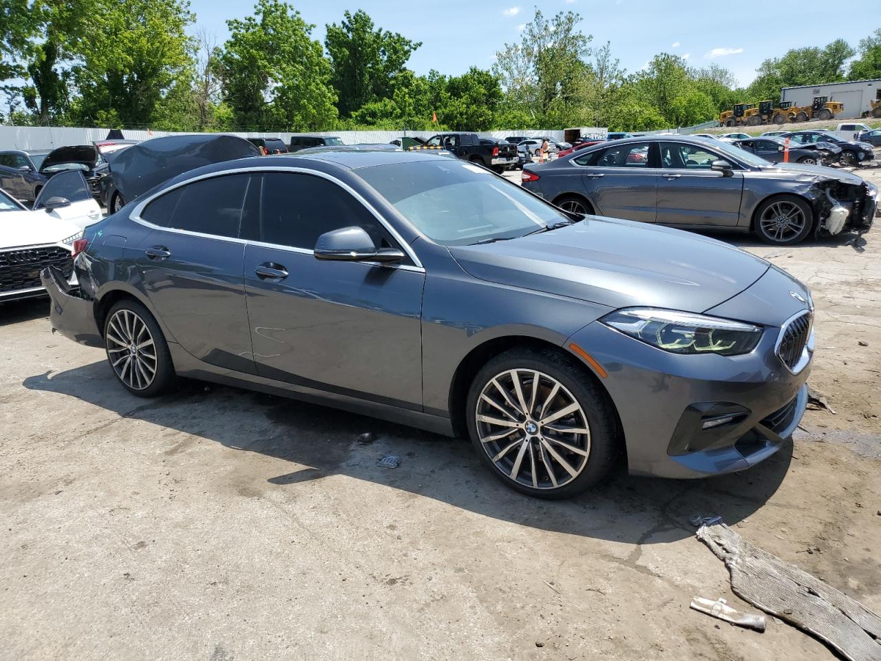 BMW 2 Series Image 3