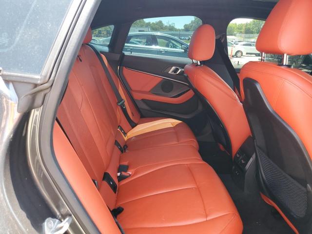 BMW 2 Series Image 8