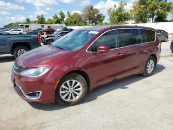  Salvage Chrysler Pacifica